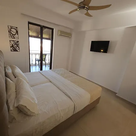 Boomerang Sea View And Appartamento